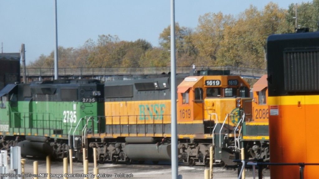 BNSF 1619 + 2735